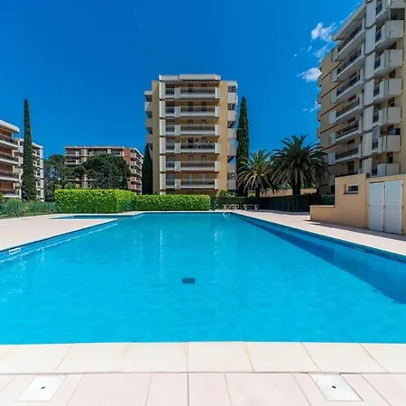 Riviera - Piscine & Terrasse Saint-raphael Διαμέρισμα *